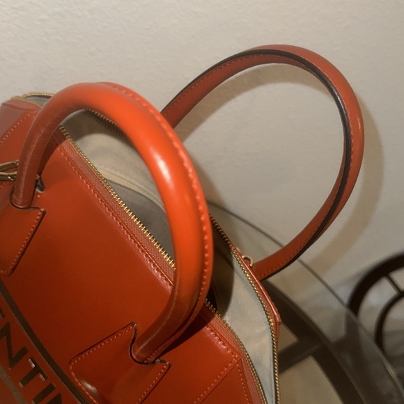 Valentino red Minimi logo bag! - Picture 6 of 10